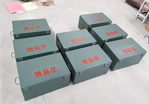 鹿邑炸药箱和雷管箱一般是怎么存放的？